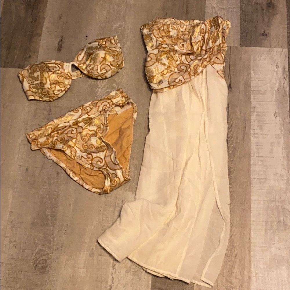 Stunning 3pc VTG swimsuit and cover